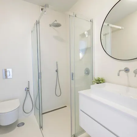 Casa Oliveira 79 * لاغوس