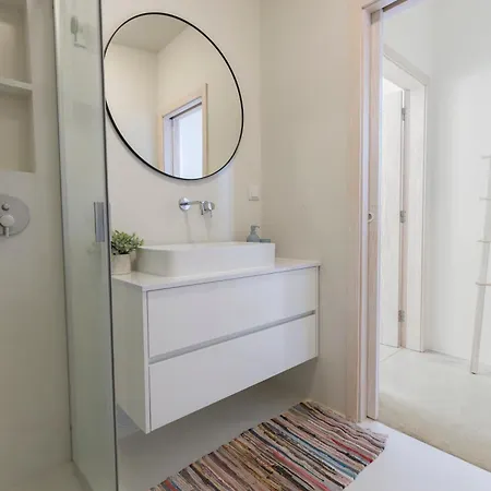 Casa Oliveira 79 * 라고스