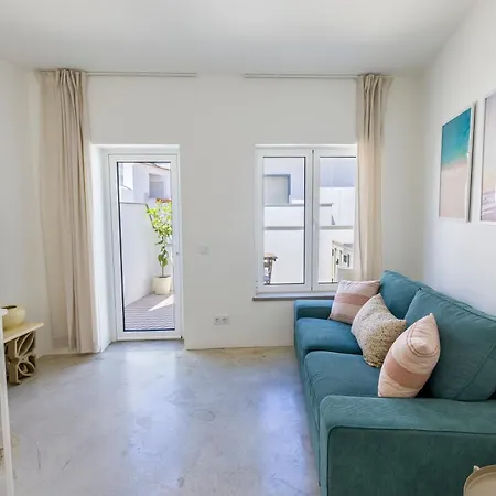 Casa Oliveira 79 Lagos